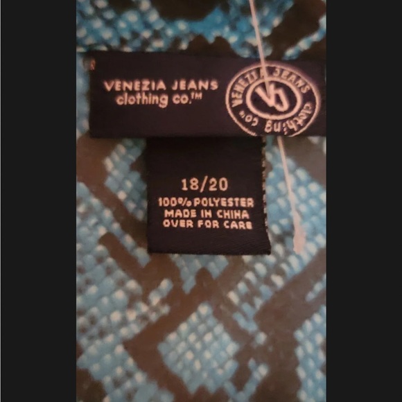 New with Tags Quacker Factory 2X Rich Red Top & NWOT VeneziaAqua black top 18/20 - Picture 11 of 15